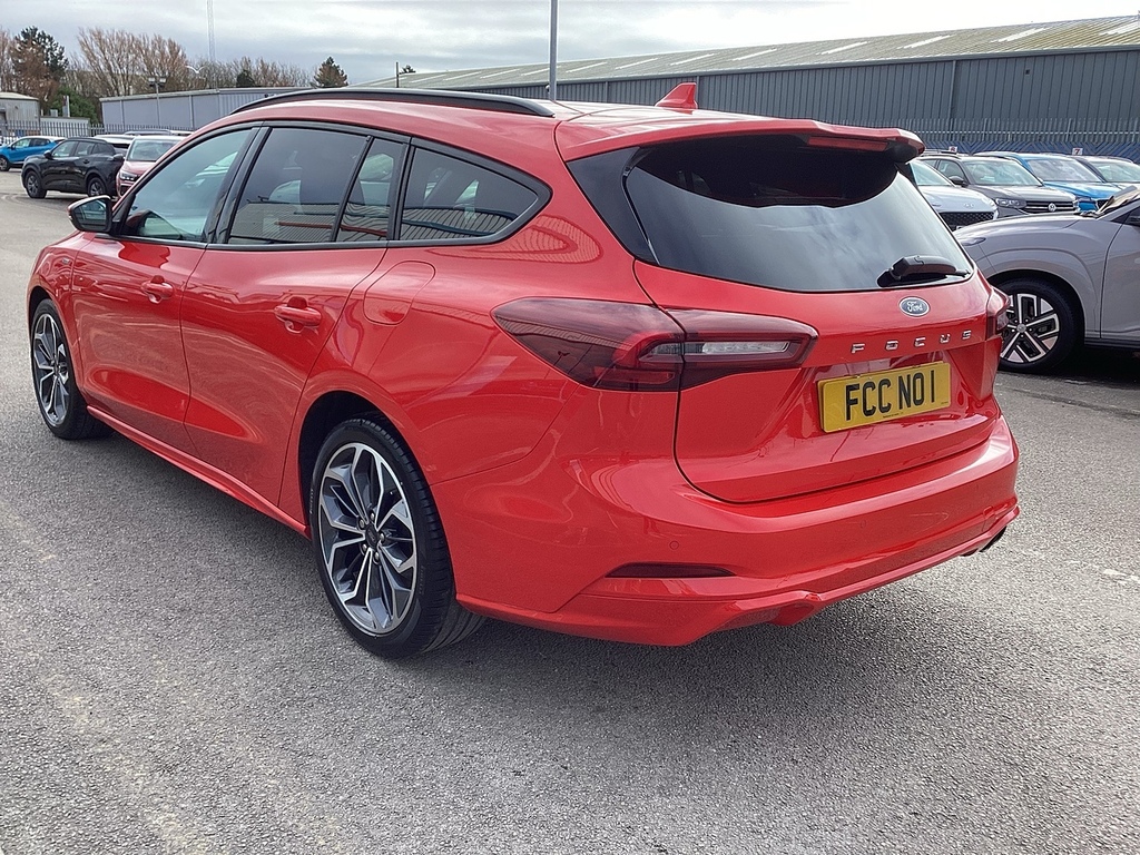 Ford Focus T Ecoboost St-line Vignale PO72ENH Red #3