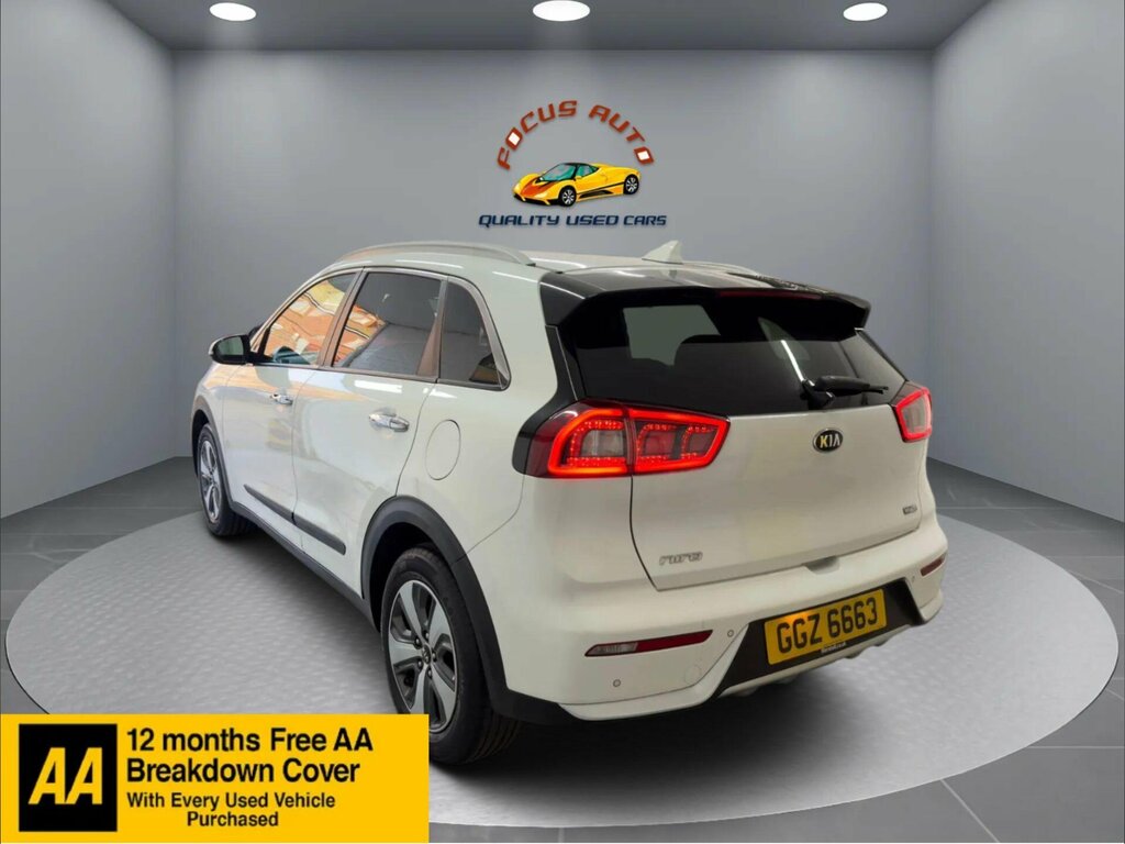 Kia Niro 1.6H Gdi 2 Suv Hybrid Dct Euro 6 Ss GGZ6663 White #3