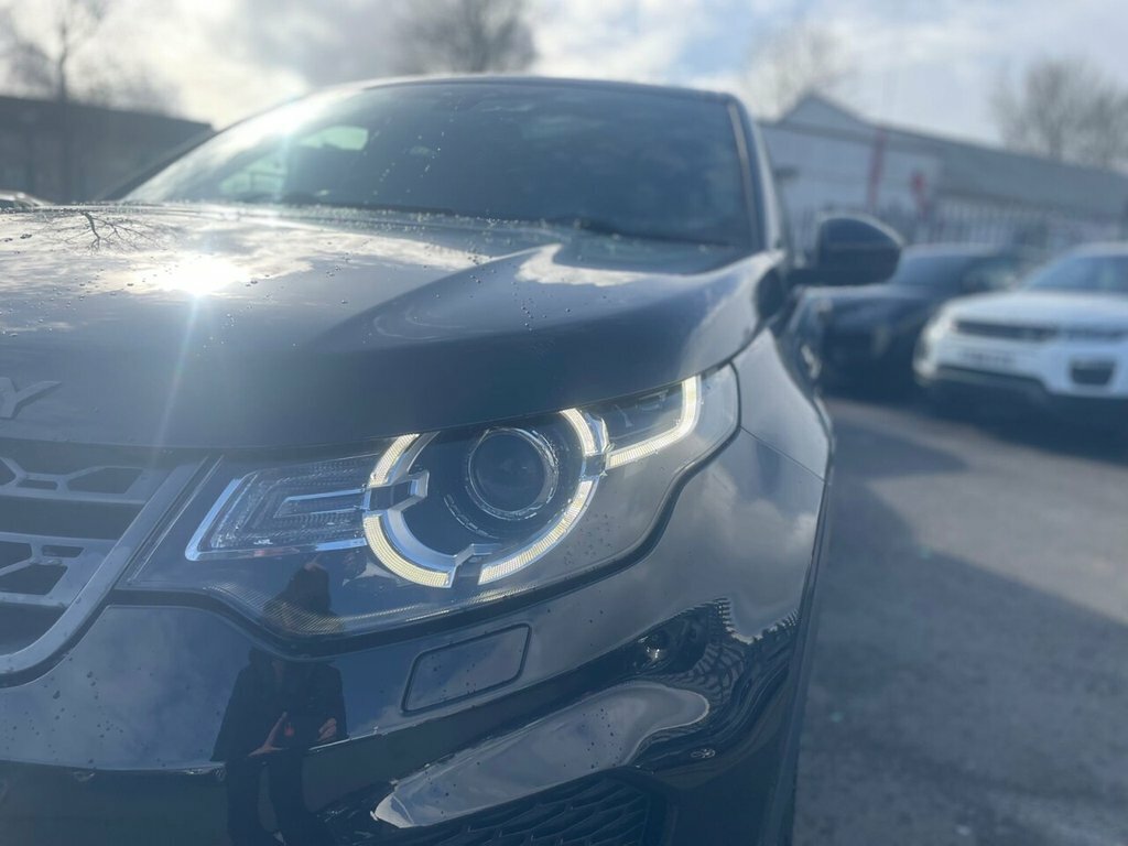 Land Rover Discovery Sport 2L Landmark YE68WOY Black #4