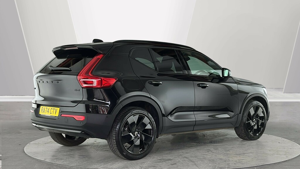 Volvo XC40 Black Edition Ultra, B4 Mild Hybrid, RA74CTV Black #2