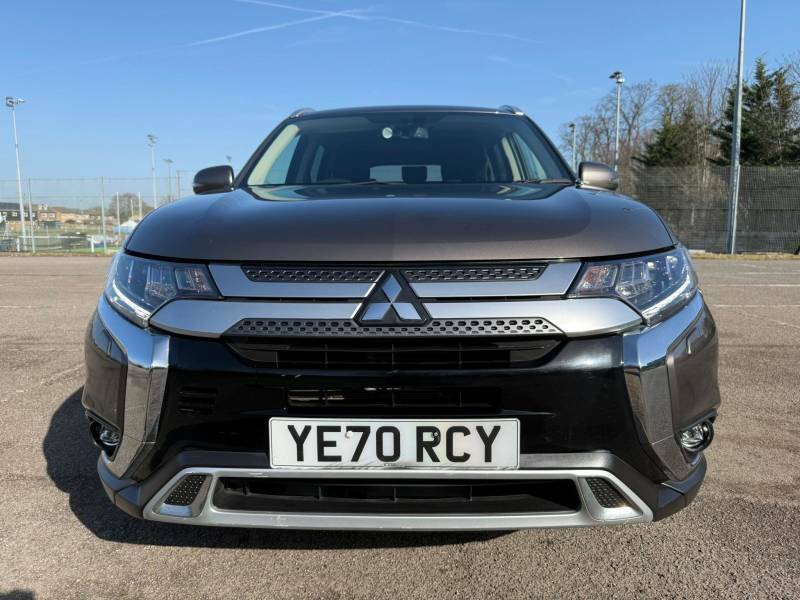 Mitsubishi Outlander 2.0 Exceed Cvt - 2020 70 Brown #2