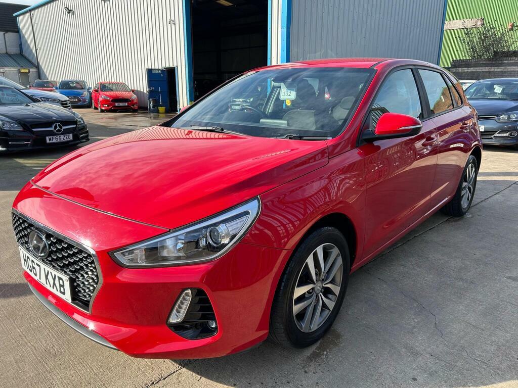 Hyundai I30 1.6 Crdi Blue Drive Se Euro 6 S S Red #3