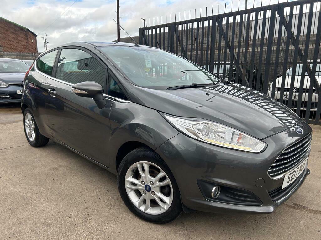 Ford Fiesta 1.25 Zetec Euro 6 Grey