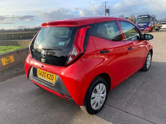 Toyota Aygo 1.0 Vvt-i X Hatchback Euro 6 71 SA20KZO Red #4