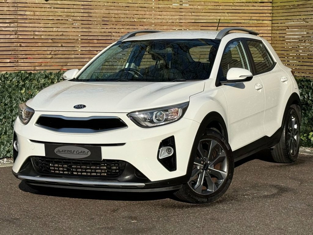 Kia Stonic 1L 2 White #3