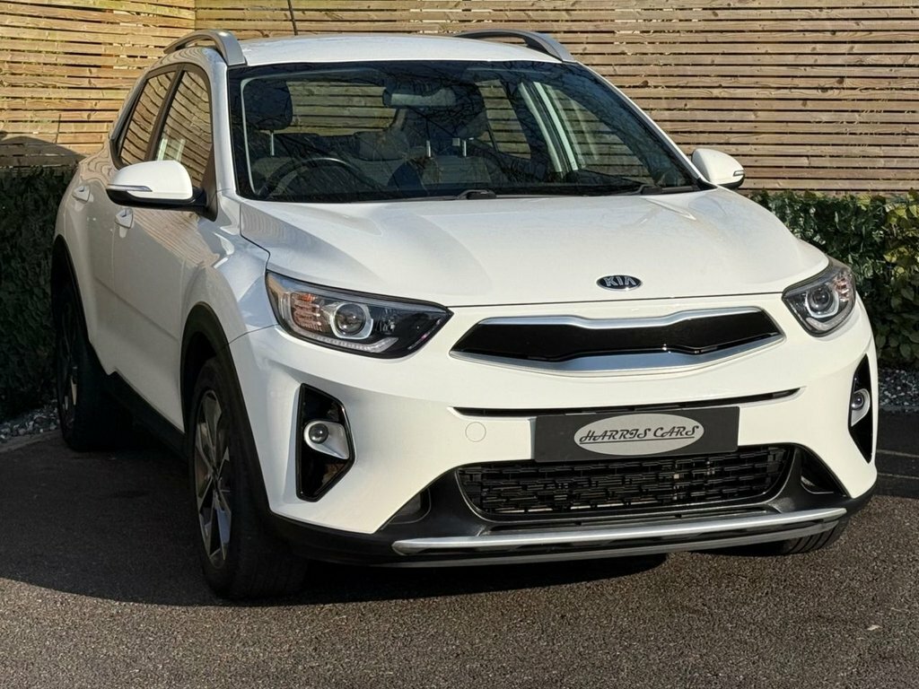 Kia Stonic 1L 2 White #4