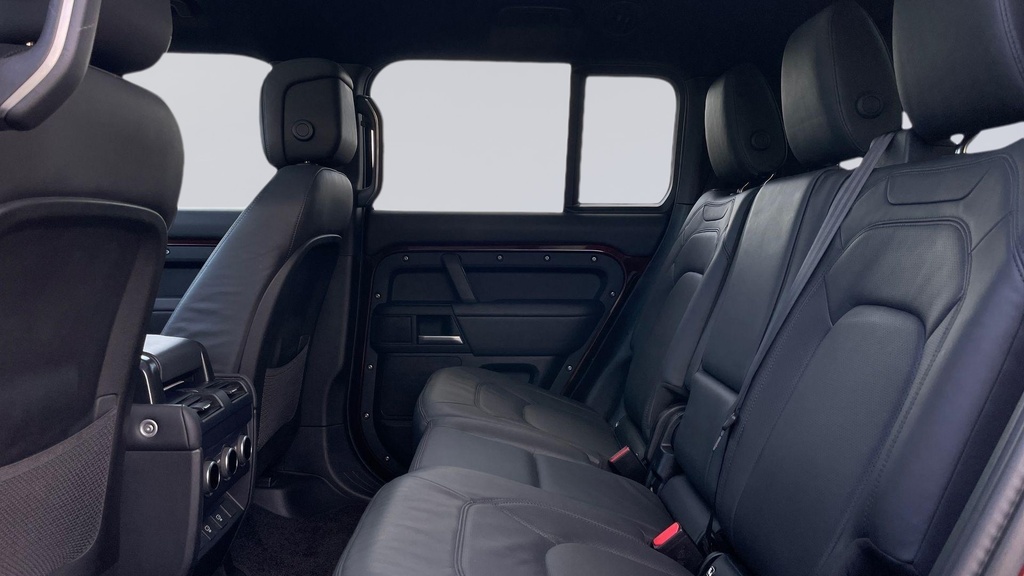 Land Rover Defender 130 D350 X-dynamic Hse Sedona Red KW74HXM Red #4