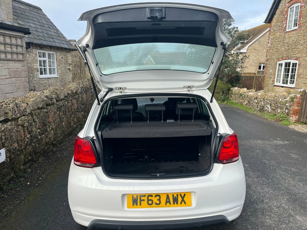 Volkswagen Polo 1.2 R-line Style Hatchback Euro WF63AWX White #6
