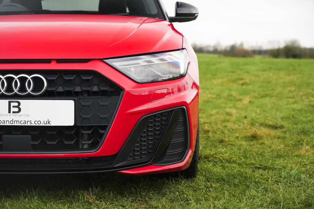 Audi A1 30 Tfsi 110 Black Edition DX23XKL #5