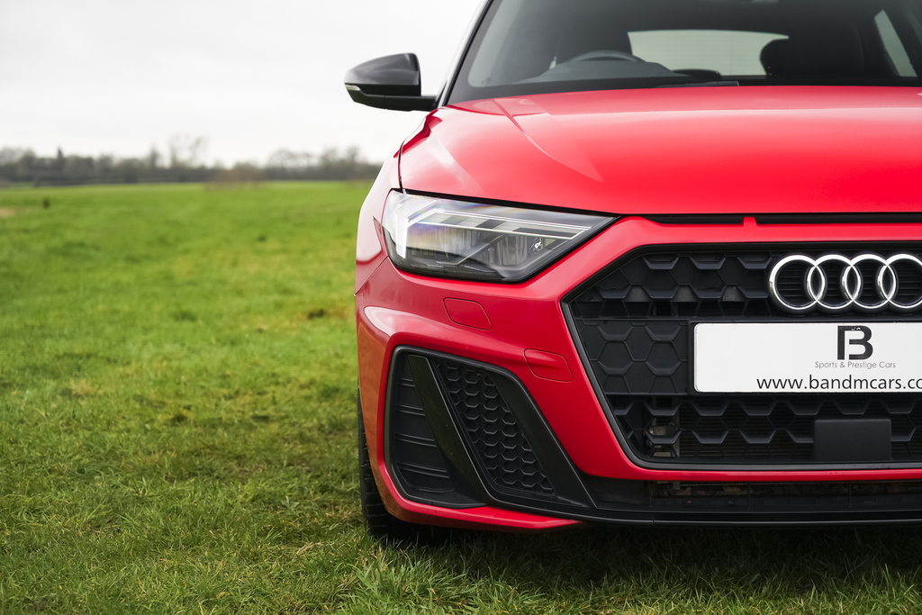 Audi A1 30 Tfsi 110 Black Edition DX23XKL #4