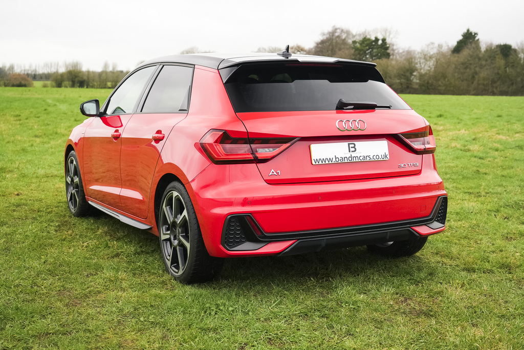 Audi A1 30 Tfsi 110 Black Edition DX23XKL #6