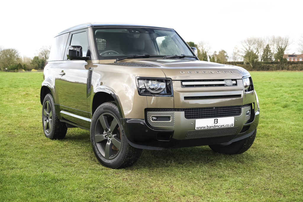 Land Rover Defender 3.0 D250 Hard Top X-dynamic Hse 3 Seat Brown