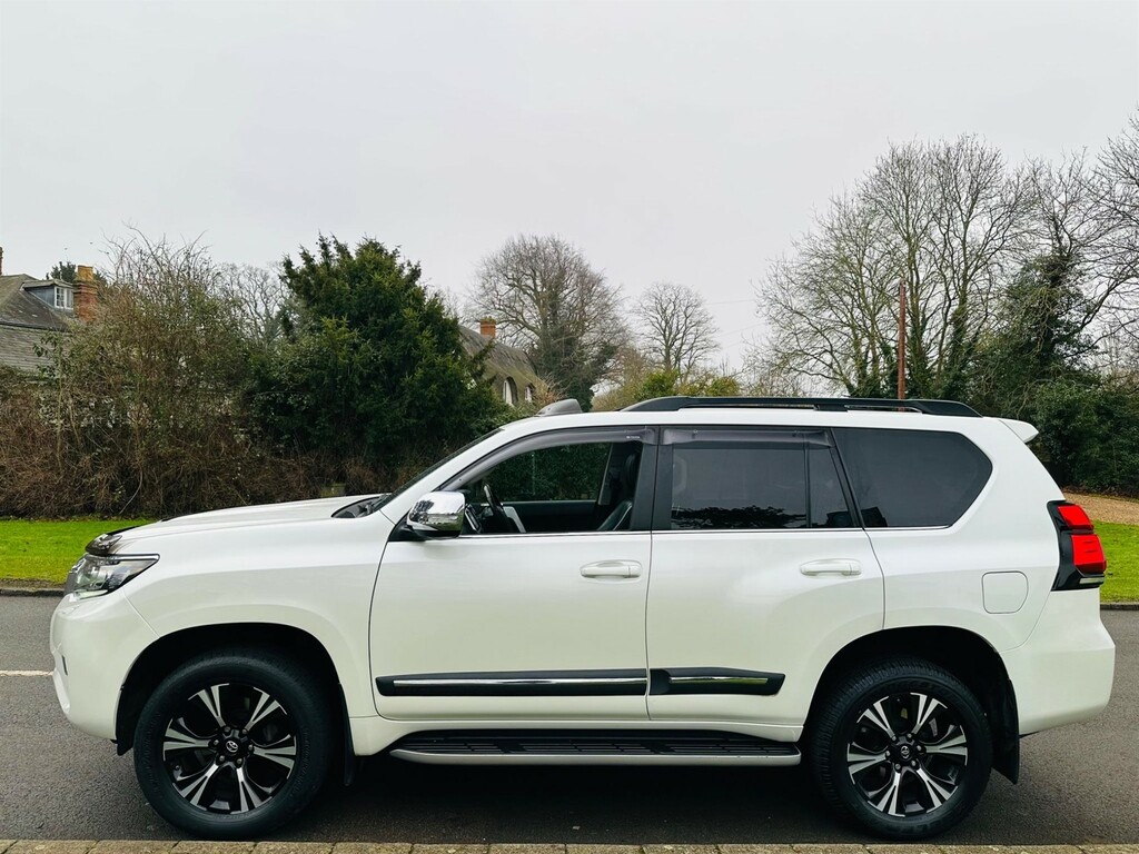 Toyota Land Cruiser 2.8D Invincible 4Wd Euro 6 7 Seat White #6