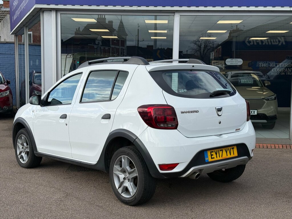 Dacia Sandero Stepway 1.5 Dci Ambiance Hatchback Euro EY17YVT White #4