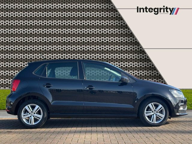 Volkswagen Polo 2017 1.2 Tsi Match Edition Hatchback Ds LV67GZX Black #3