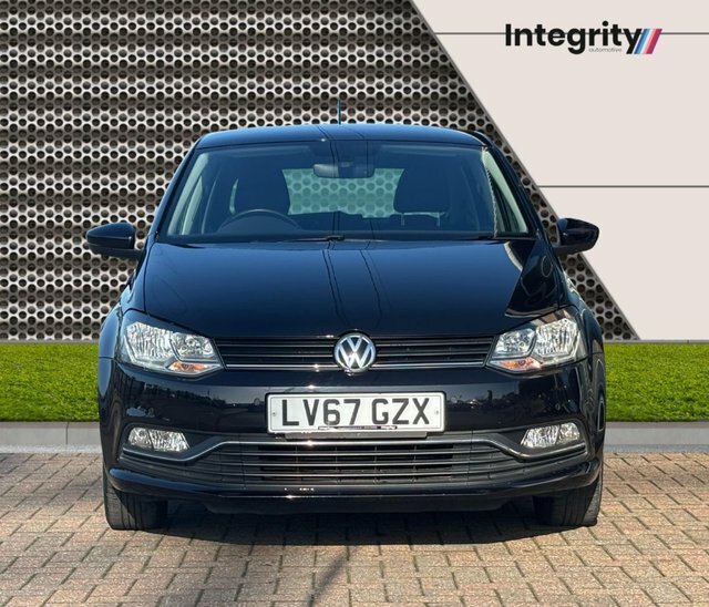 Volkswagen Polo 2017 1.2 Tsi Match Edition Hatchback Ds LV67GZX Black #2