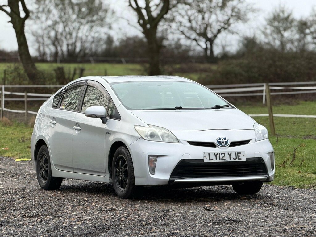 Toyota Prius 1.5 Cvt Silver #5
