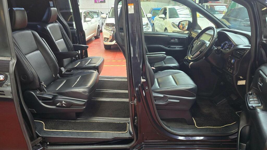 Toyota Voxy Mpv Esquire Hybrid Black Leather Ulez Free 20166 Black #6