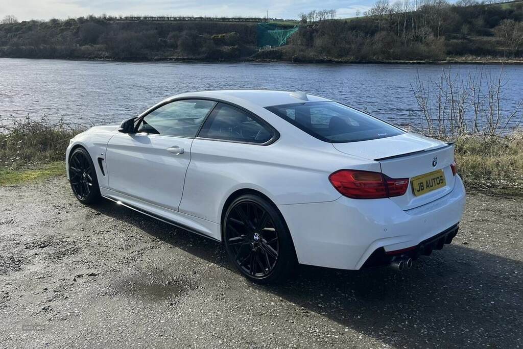 BMW 4 Series 420D 190 M Sport Professional Media RJ66AYA White #4