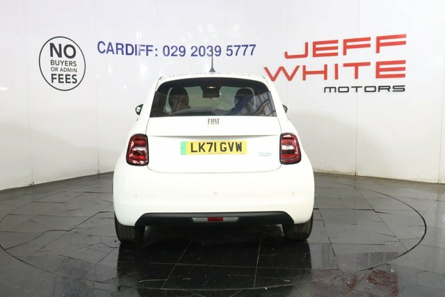 Fiat 500E Passion Apple White #4