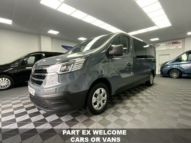 Renault Trafic 2.0 Dci Blue Ll30 Grey