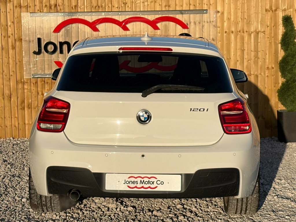 BMW 1 Series 1.6L M Sport DK64JMC White #4