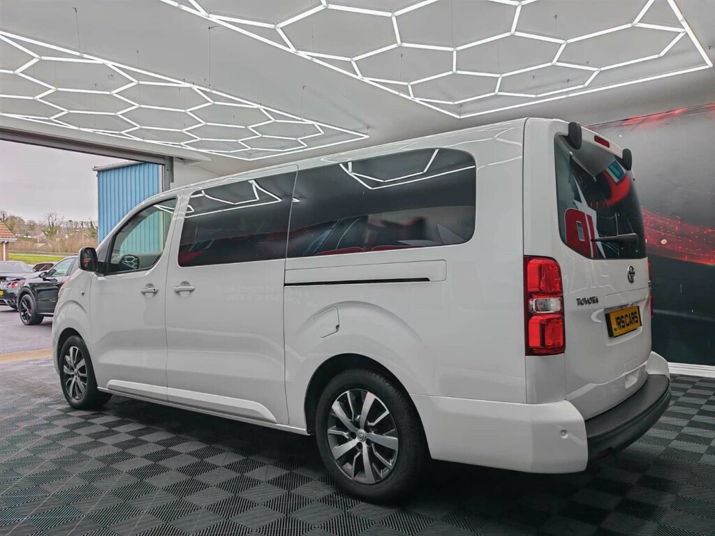 Toyota Verso Proace Vip L2 D-4d  #4