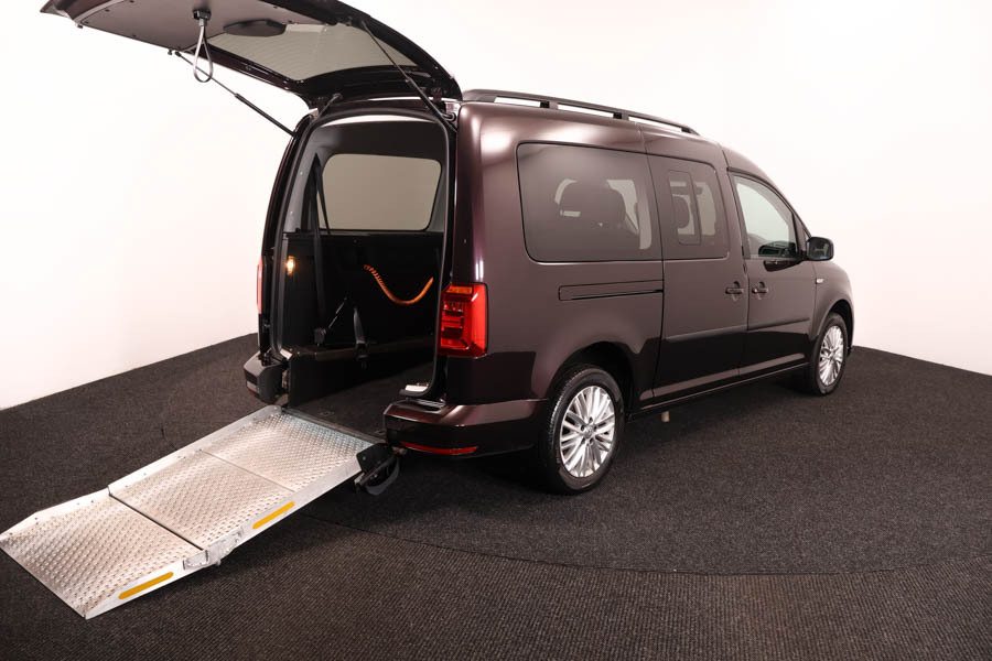 Volkswagen Caddy Maxi Life 2.0 Tdi Bluemotion Maxi Life Dsg NK19BDY Purple #2