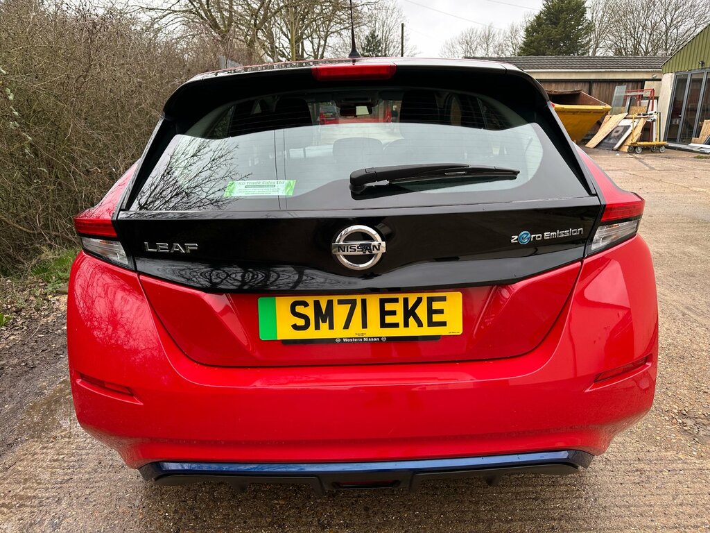Nissan Leaf 40Kwh Acenta Hatchback 150 Ps SM71EKE Red #6