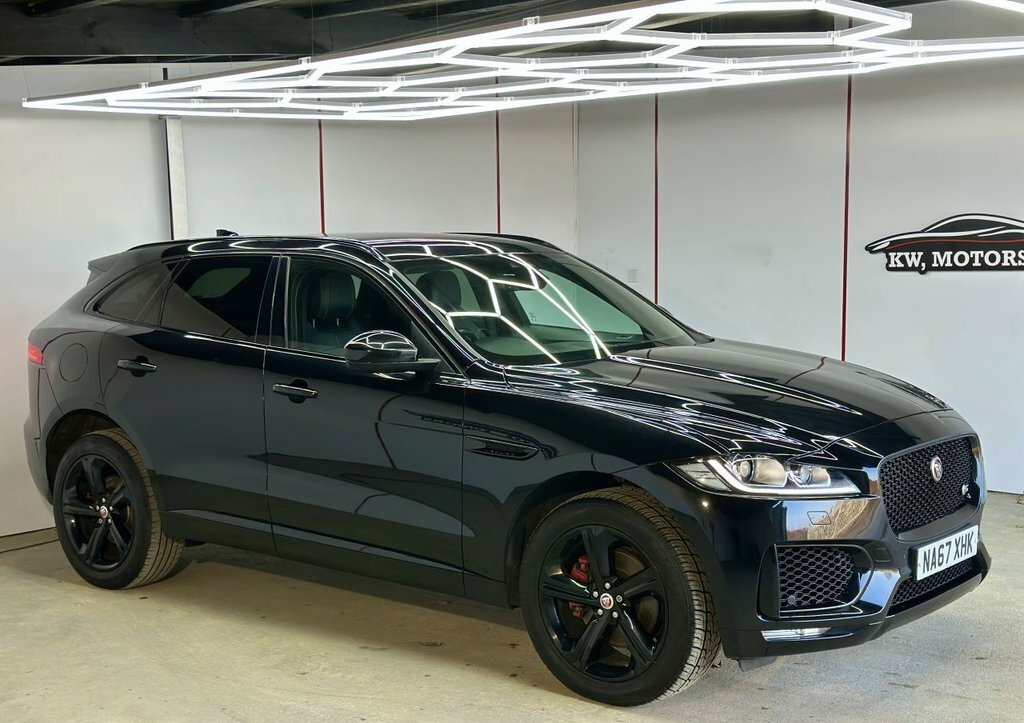Jaguar F-Pace 3L S NA67XHK Black #4