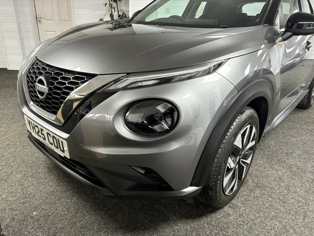 Nissan Juke Suv 1.0 Dig-t Acenta Premium YH25COU Grey #3