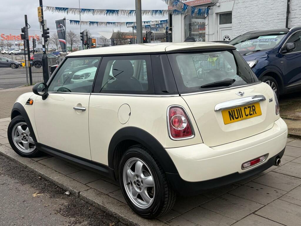 Mini Hatch Hatchback 1.6 One Euro 5 201111 White #4