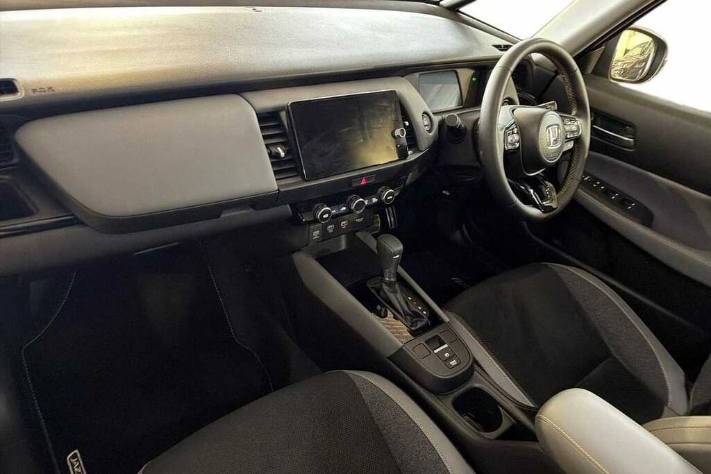 Honda Jazz 1.5 I-mmd Hybrid Advance Sport Ecvt VN75JXX Black #2
