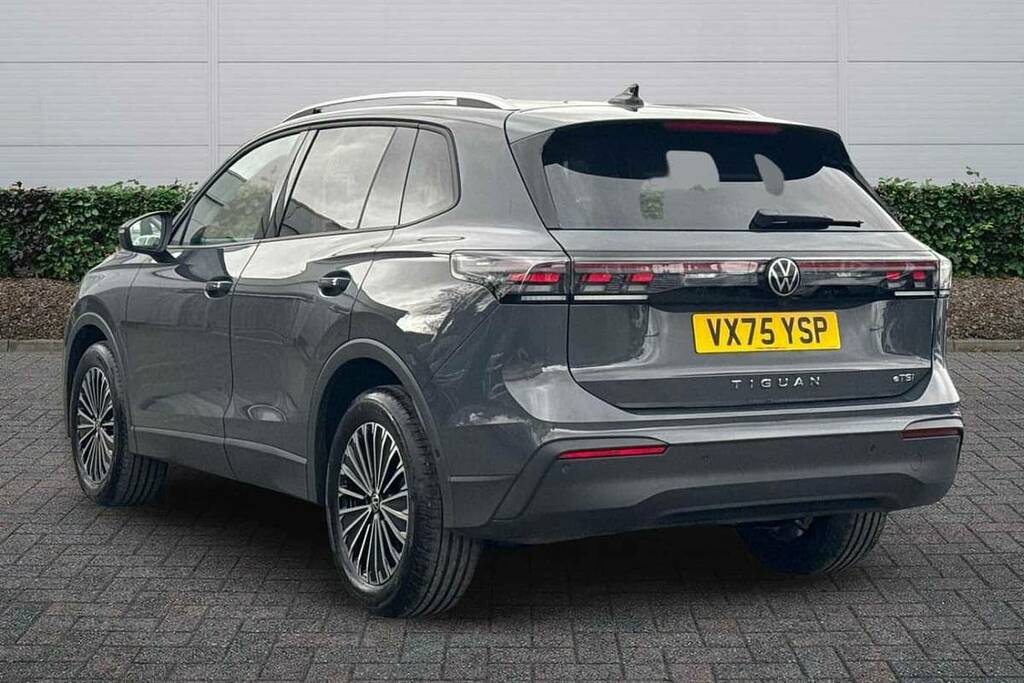 Volkswagen Tiguan 1.5 Etsi 150 Match Dsg VX75YSP Grey #3