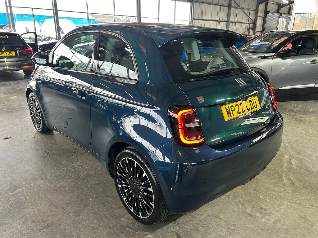 Fiat 500E 42Kwh La Prima Hatchback 118 Ps WP22CDU Green #5