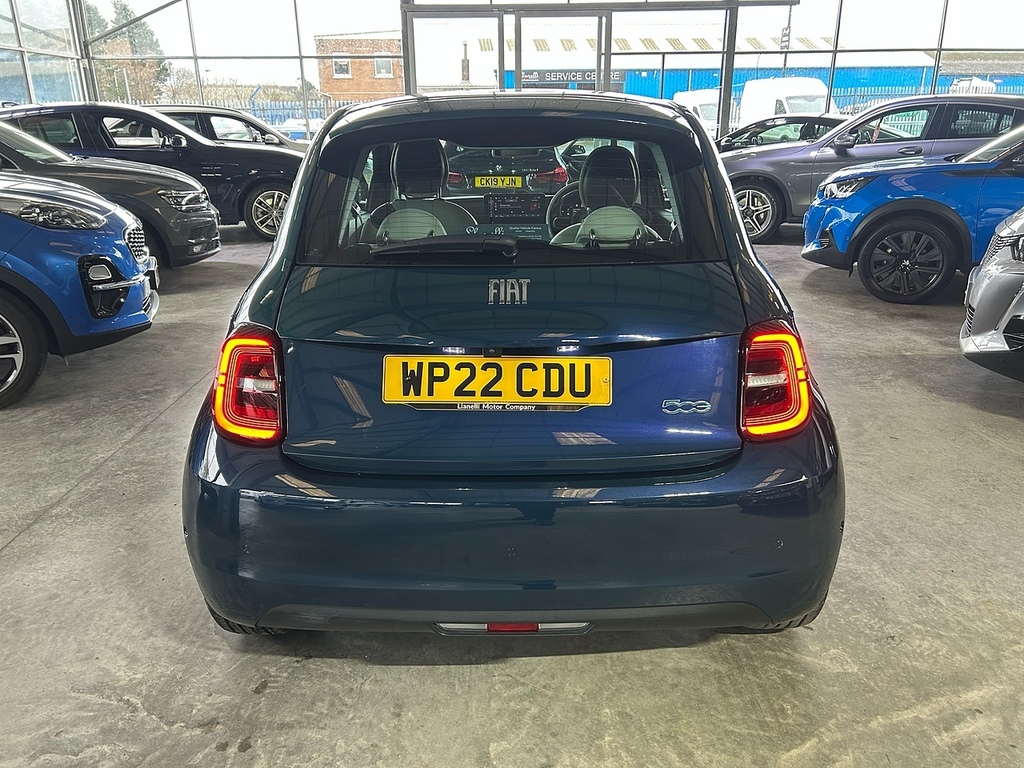 Fiat 500E 42Kwh La Prima Hatchback 118 Ps WP22CDU Green #6
