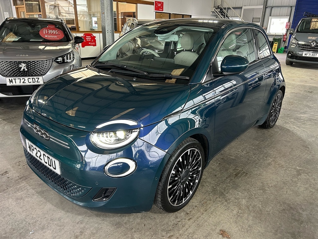 Fiat 500E 42Kwh La Prima Hatchback 118 Ps WP22CDU Green #2