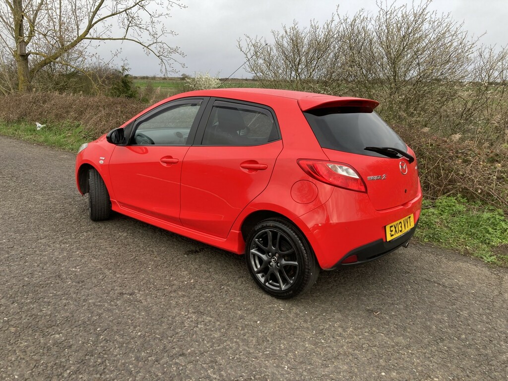 Mazda 2 1.3 Venture EX13VYT Red #4