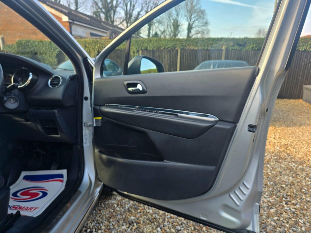 Peugeot 3008 1.6 Hdi Exclusive Egc Euro 4 RJ10LVV Silver #6