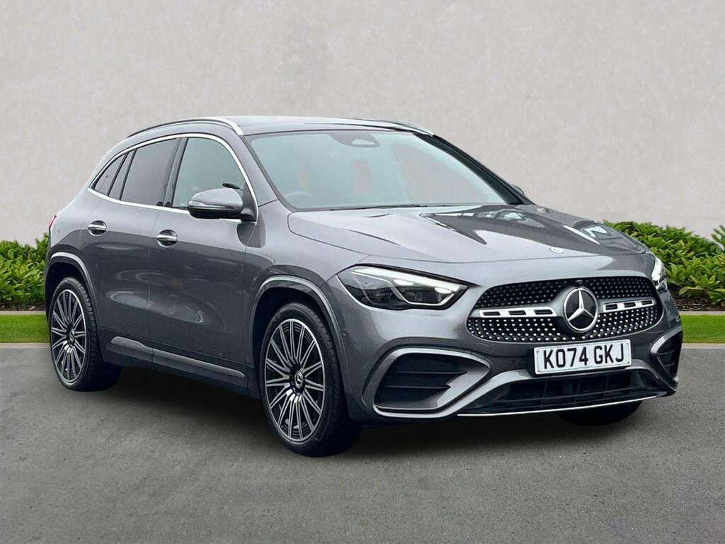 Mercedes-Benz GLA Class Gla 220D 4Matic Amg Line Premium Plus Grey