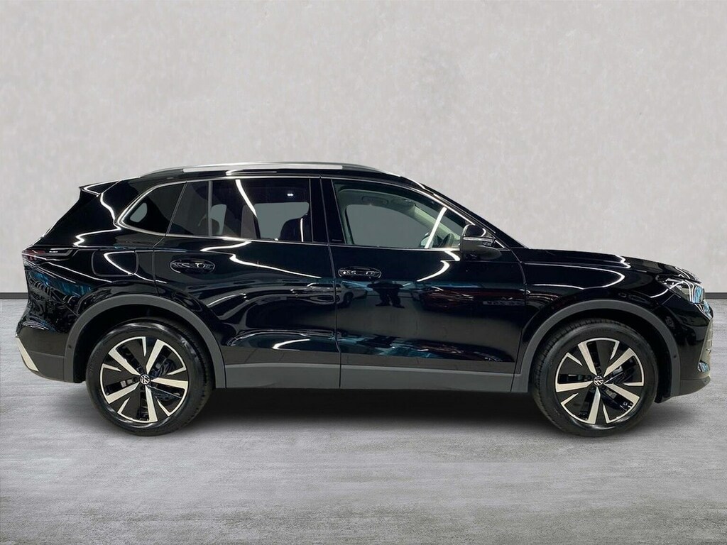 Volkswagen Tiguan 1.5 Etsi Mhev Elegance Suv Hybrid Dsg E LF75JBB Black #2