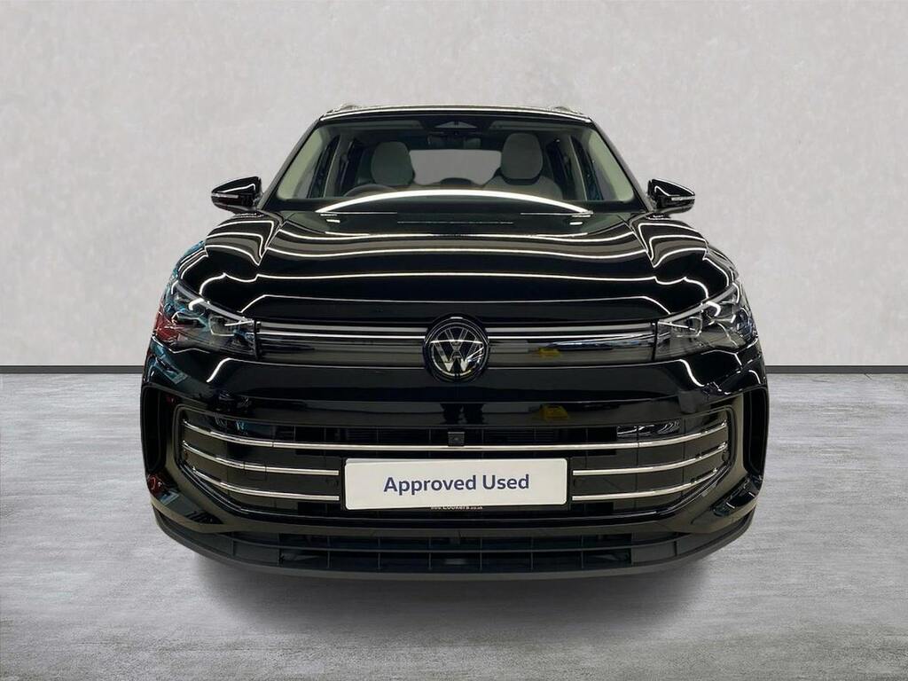 Volkswagen Tiguan 1.5 Etsi Mhev Elegance Suv Hybrid Dsg E LF75JBB Black #4