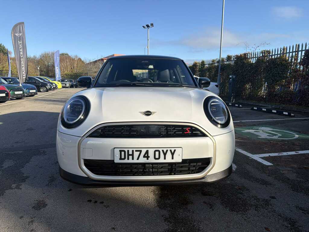 Mini Hatch 2.0 S Exclusive DH74OYY White #2