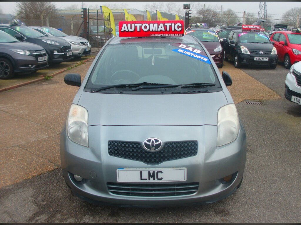 Toyota Yaris 1.3 T3 Hatchback Multimode 85 Bhp LS57HKM Silver #2