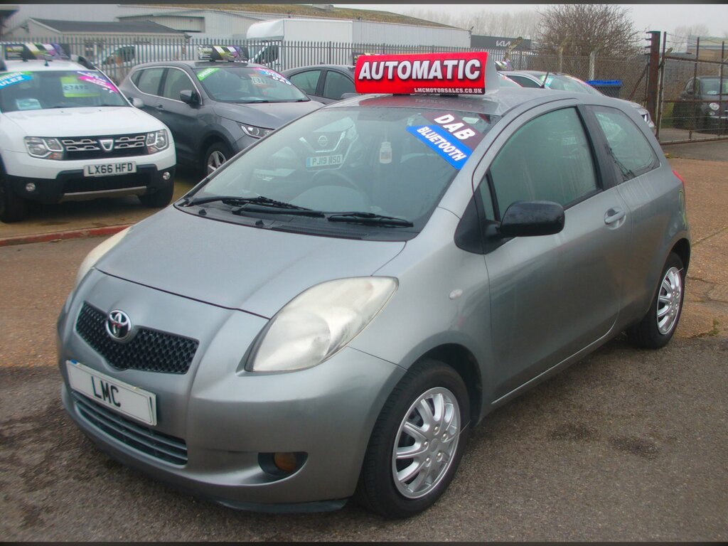 Toyota Yaris 1.3 T3 Hatchback Multimode 85 Bhp LS57HKM Silver #3