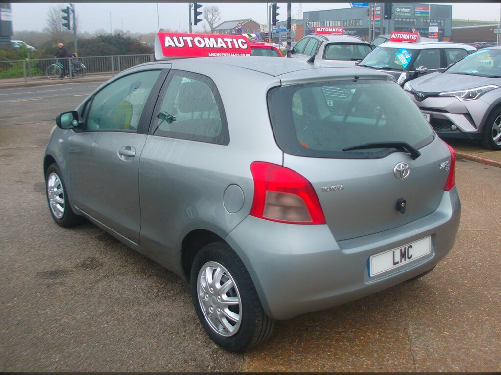 Toyota Yaris 1.3 T3 Hatchback Multimode 85 Bhp LS57HKM Silver #4