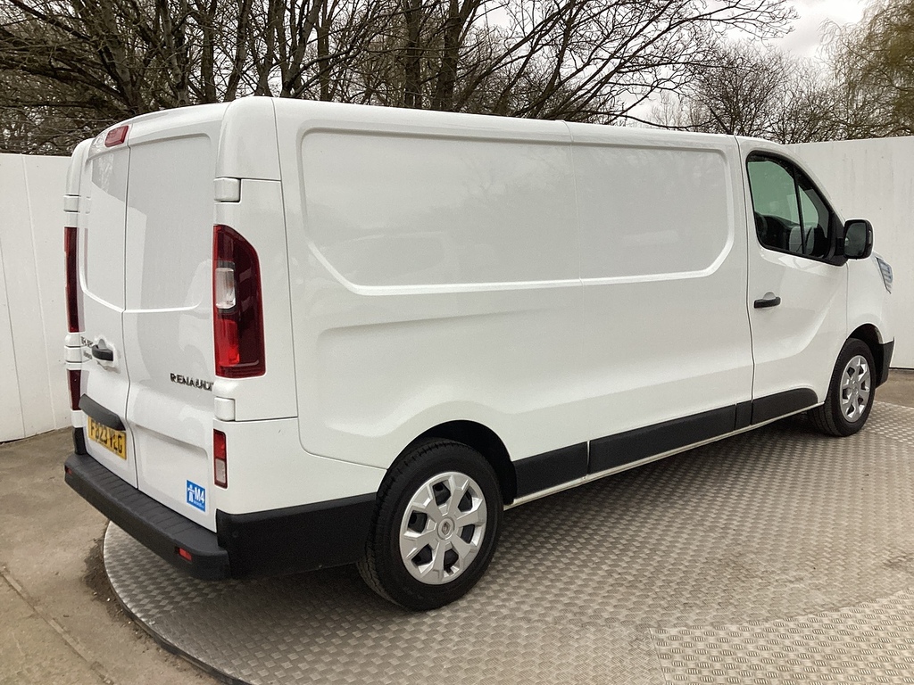 Renault Trafic Dci Blue Ll30 Advance Lwb L R Trendline A C Euro 6 FD23VLG White #3