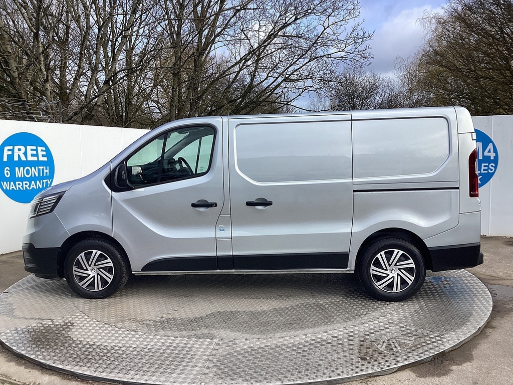 Renault Trafic Dci Blue Sl30 Swb L R Business A C Euro 6 U7859 MT23URS Grey #6