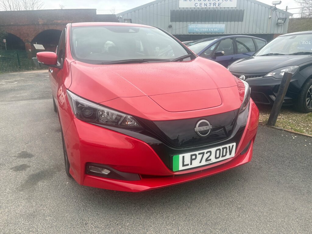 Nissan Leaf 39Kwh Acenta Hatchback 150 Ps Red