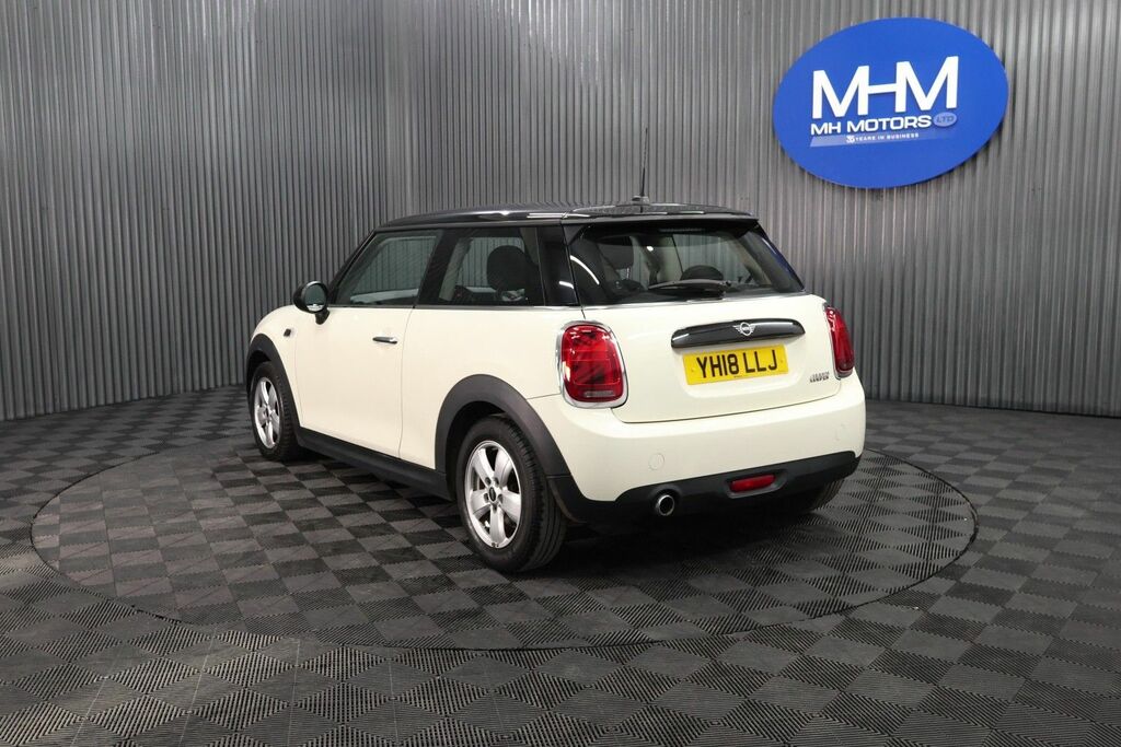 Mini Hatch Cooper Hatchback YH18LLJ White #5